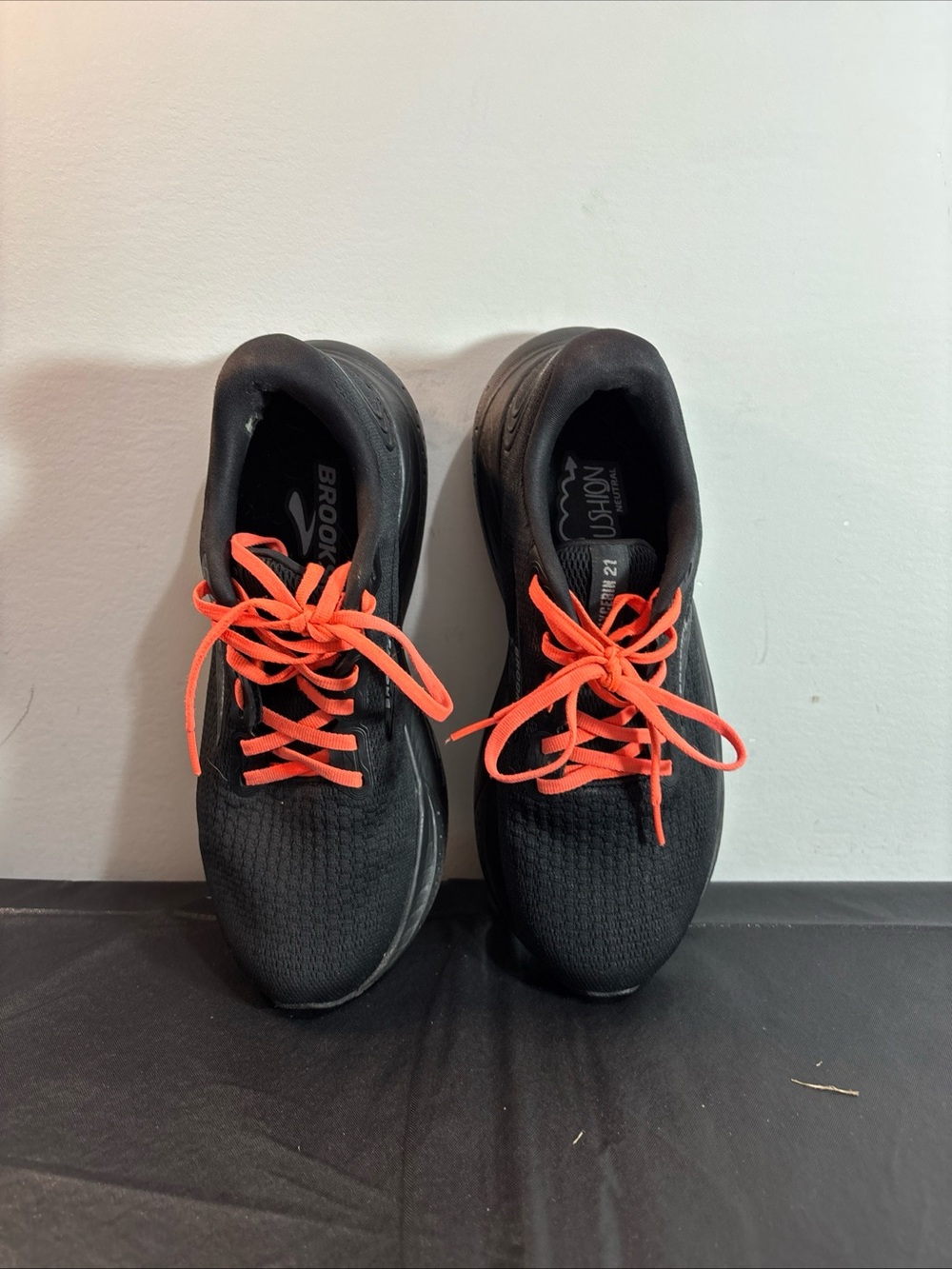 Brooks Womens Black Running Shoes with Bright Orange Laces. 9/16